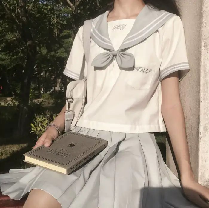 自杀四人组